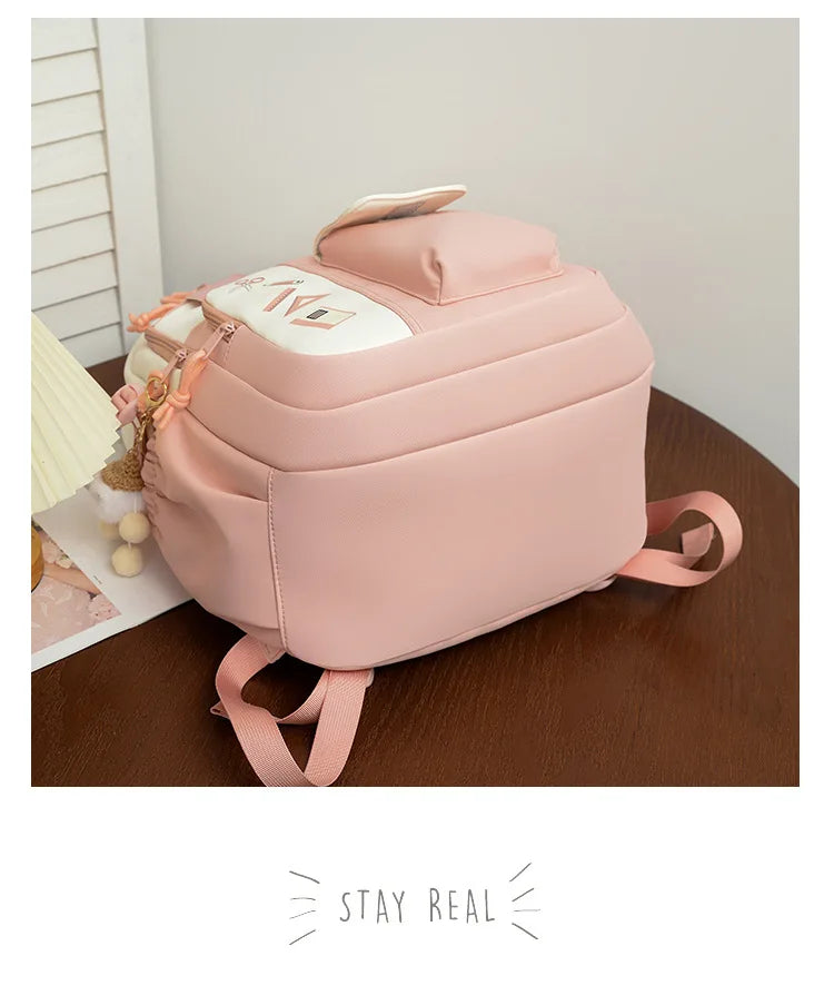 MOCHILA ESCOLAR  COM ESTAMPA DE COELHO