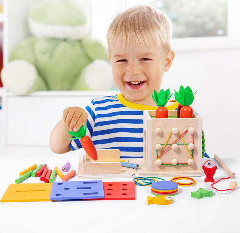 Brinquedo Educativo de Caixa de madeira com  formas geometricas e cor