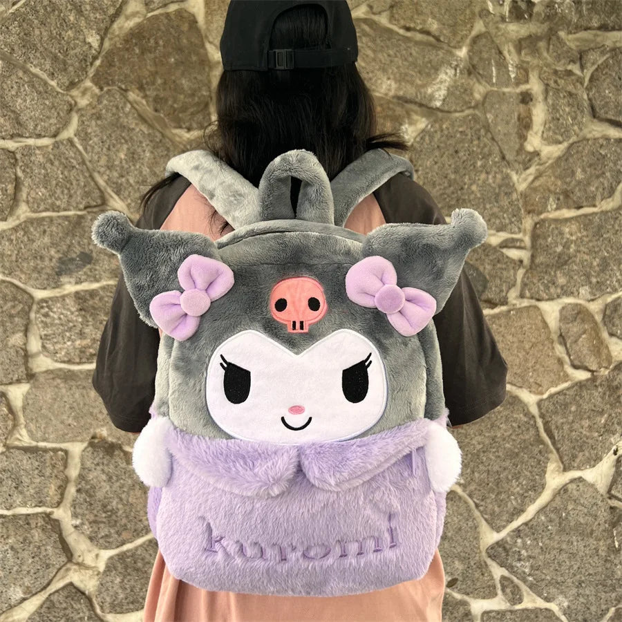 MOCHILA DE PELUCIA COM ESTAMPA FOFINHA ANIME