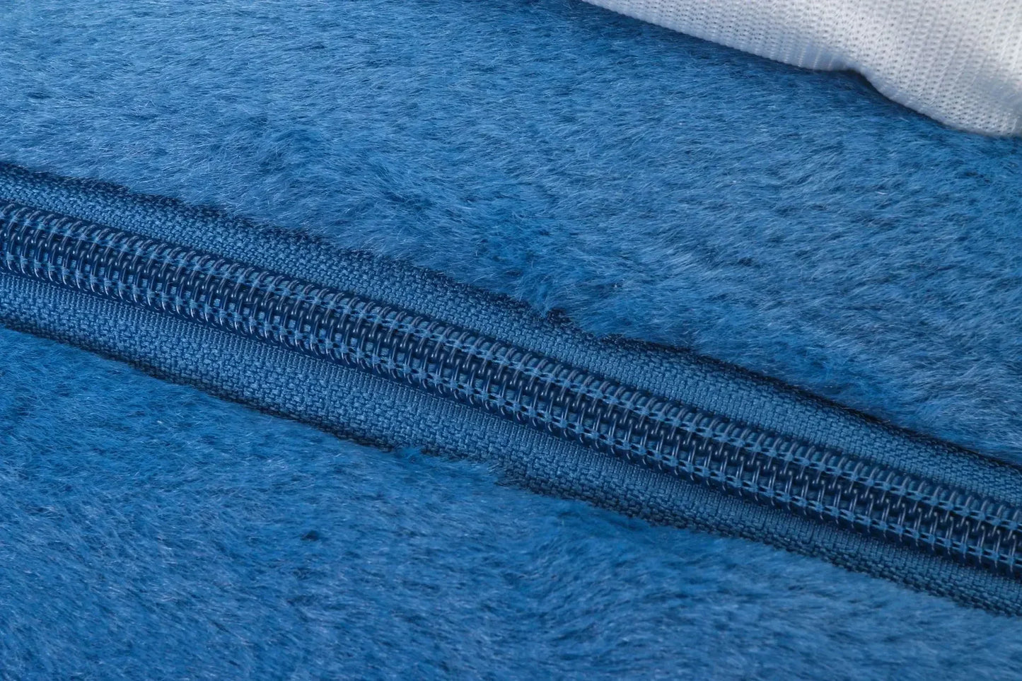 MOCHILA DE PELÚCIA  COM ESTAMPA DE DESENHO ANIMADO