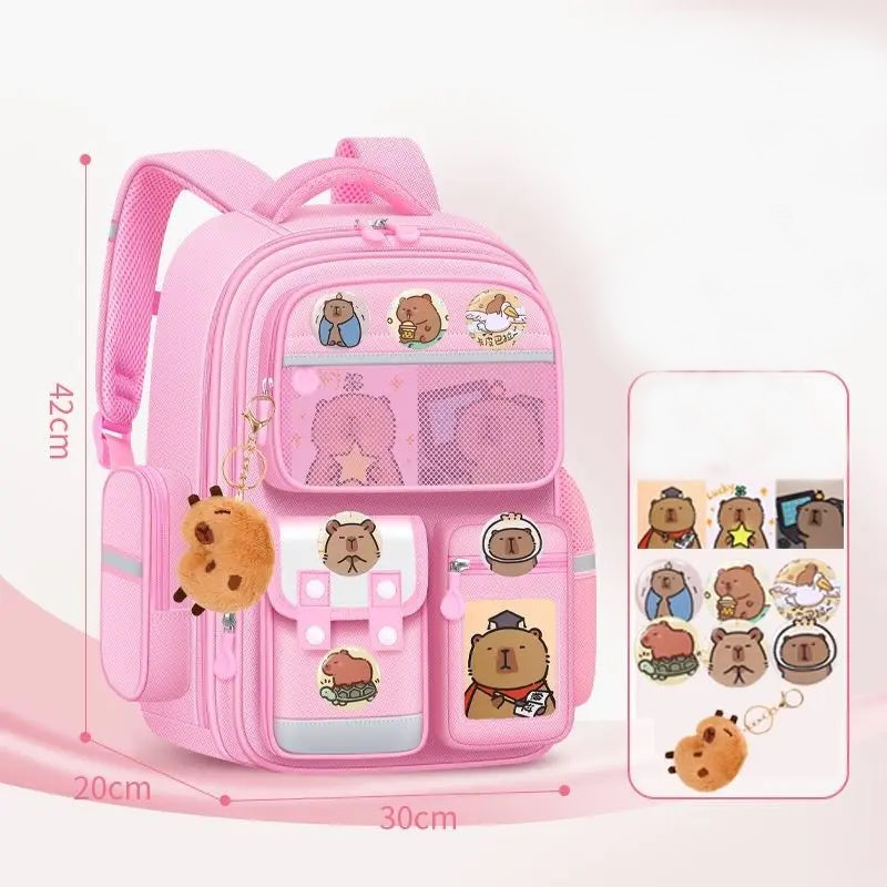 MOCHILA ESCOLAR COM DESENHO DE CAPIVARA UNISSEX